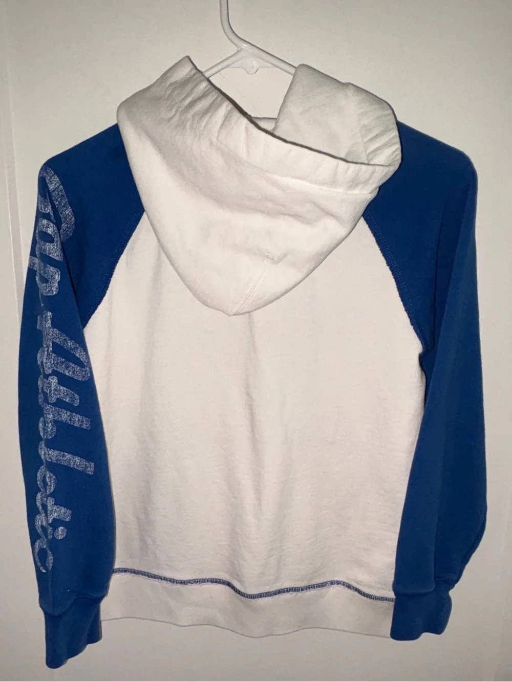 vintage GAP kids graphic hoodie sweatshirt boy's sz 8 EUC